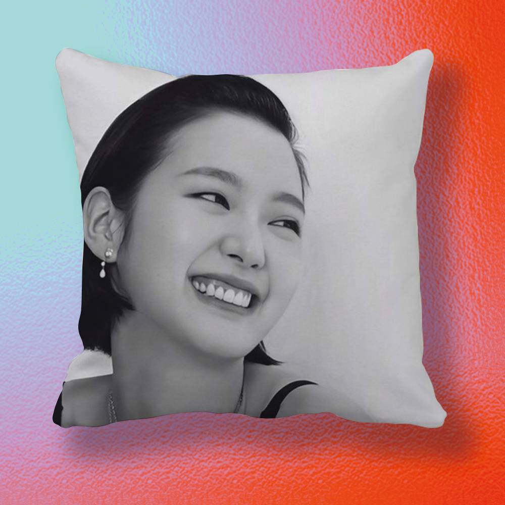 Korean Actor  Kim Go-eun  Pill - Home Textiles Definition recension och pris